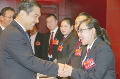 孙雪涛参加中国共产党陇南市第四次代表大会文县代表团讨论