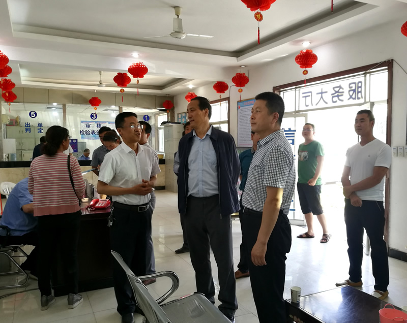 市委第三轮巡查第五巡查组深入市龙江城乡发展集团下属机动车安全技术检测公司和汽车服务公司开展巡查工作