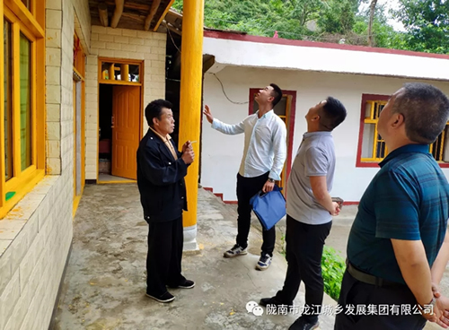 市龙江城乡发展集团在桥头镇安子坡村积极开展帮扶主题实践活动