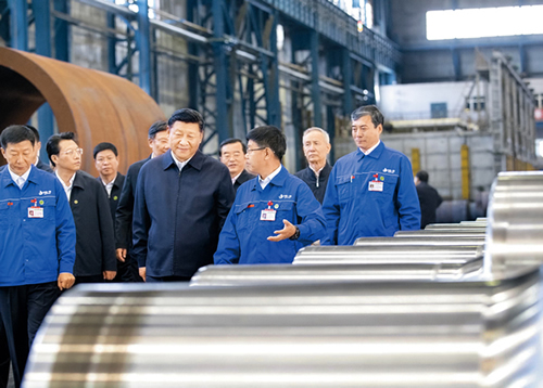 习近平：推动形成优势互补高质量发展的区域经济布局